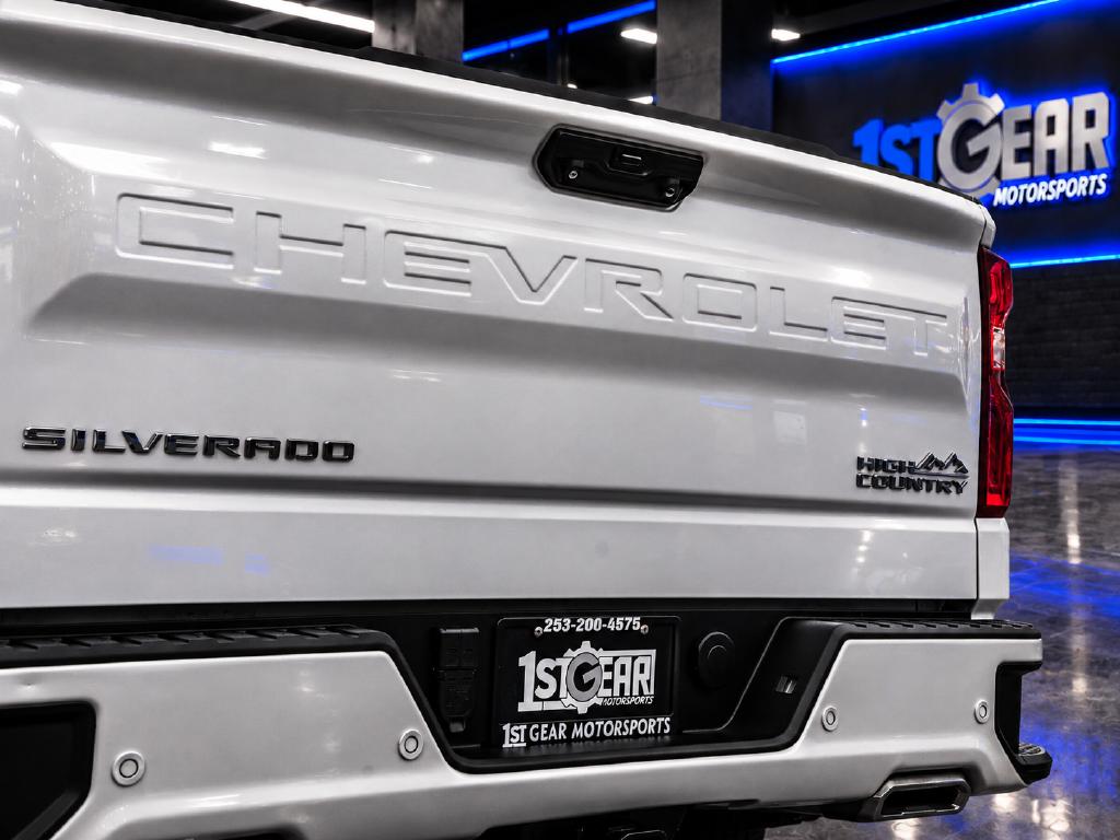 Chevrolet Silverado photo 15