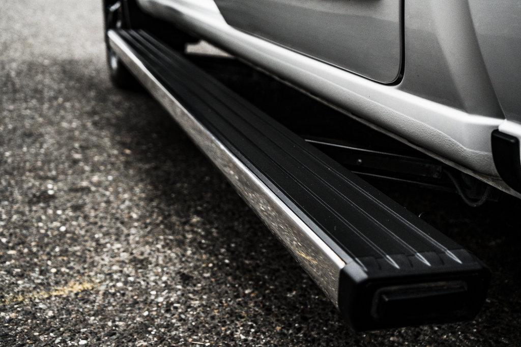 Chevrolet Silverado photo 23