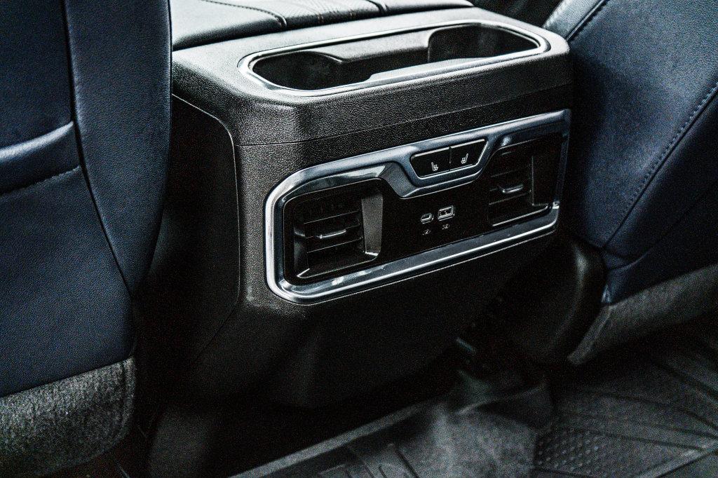 Chevrolet Silverado photo 40
