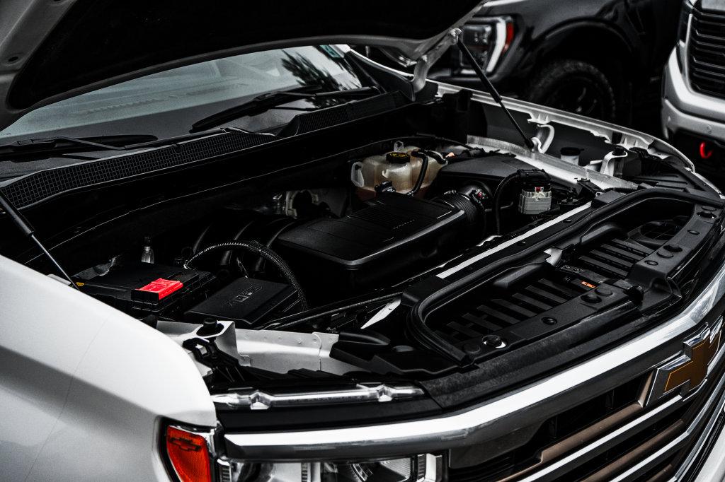 Chevrolet Silverado photo 46