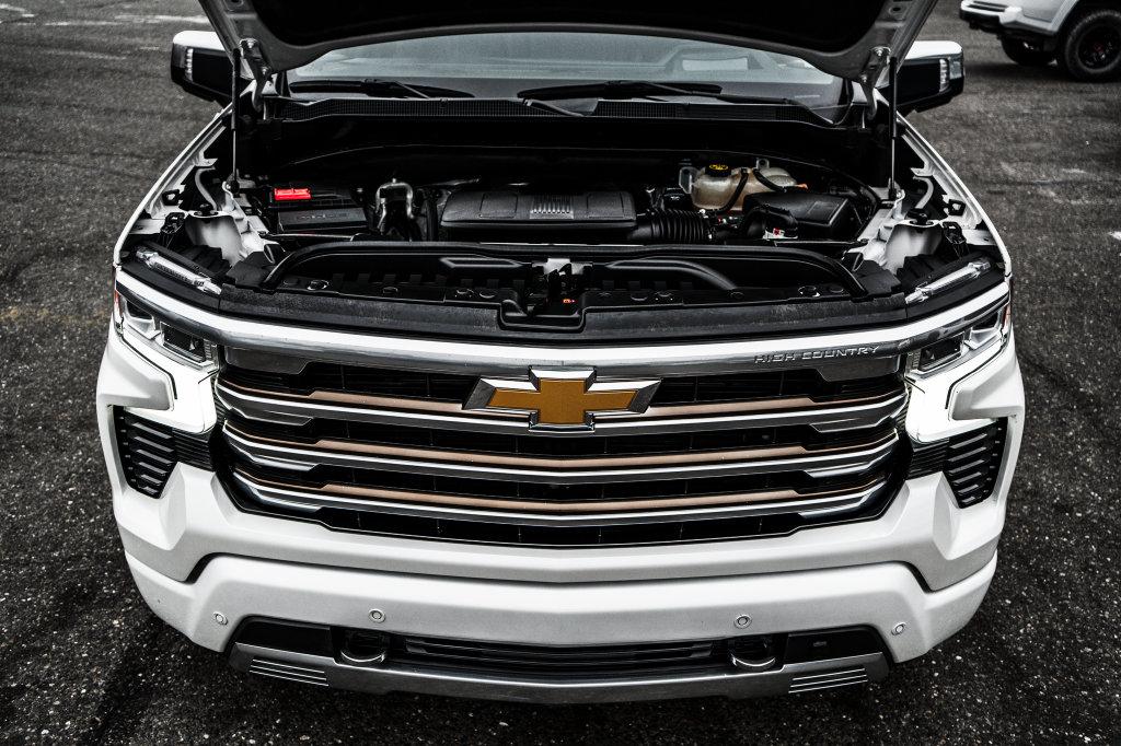 Chevrolet Silverado photo 47