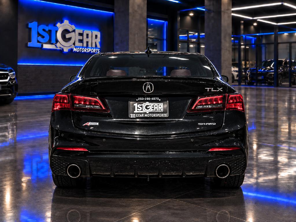 Acura TLX photo 7