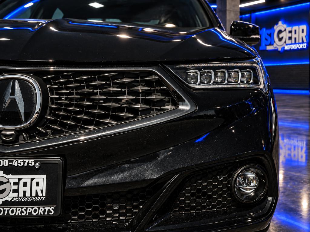 Acura TLX photo 12