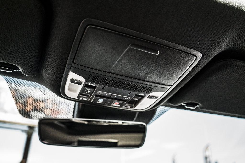 Acura TLX photo 31