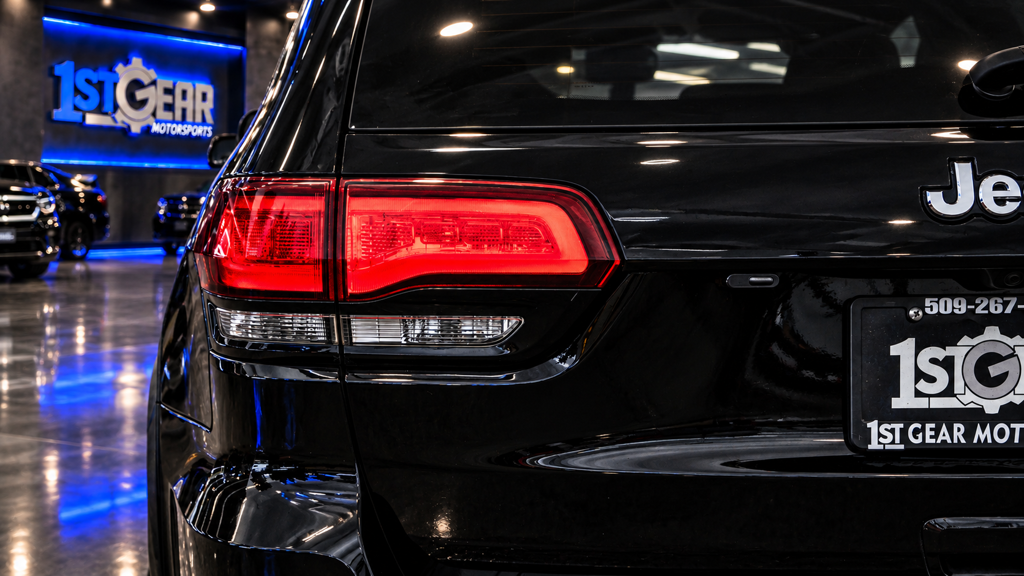 Jeep Grand Cherokee photo 13