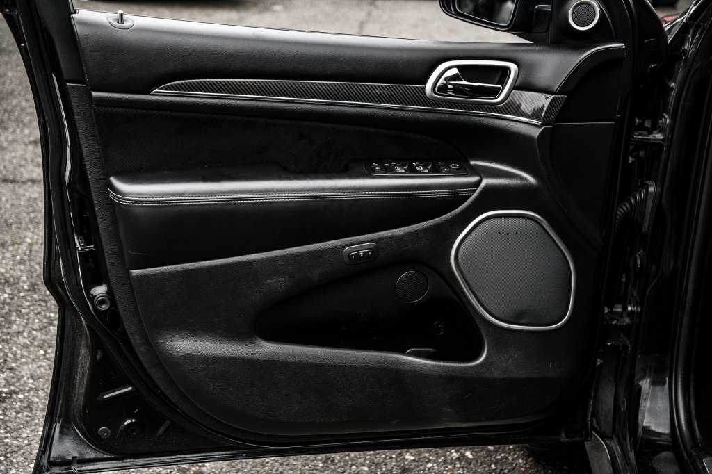Jeep Grand Cherokee photo 22