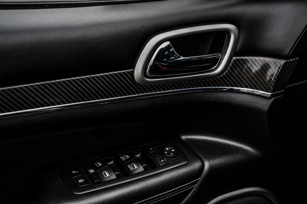 Jeep Grand Cherokee photo 23