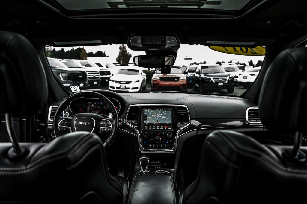 Jeep Grand Cherokee photo 37