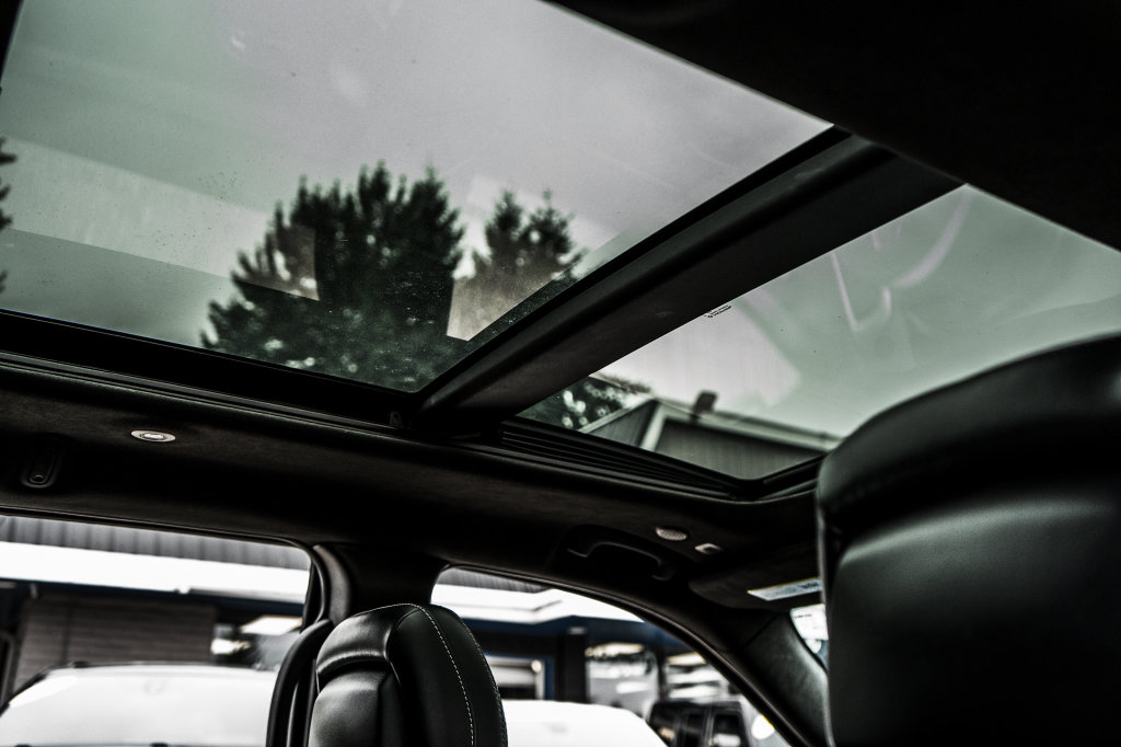 Jeep Grand Cherokee photo 38