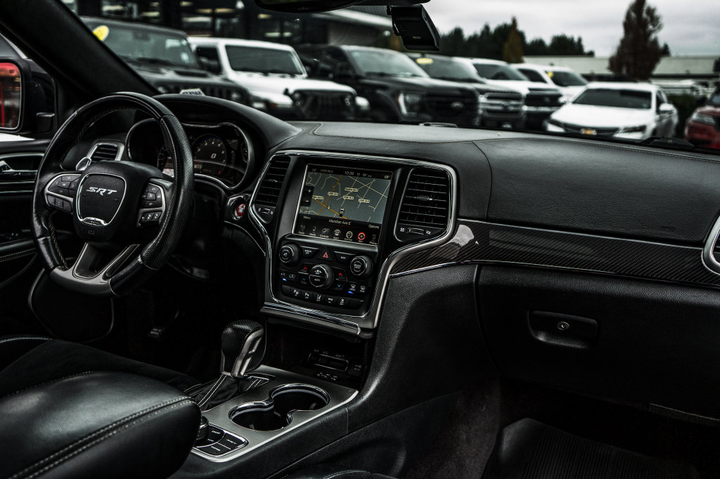 Jeep Grand Cherokee photo 39