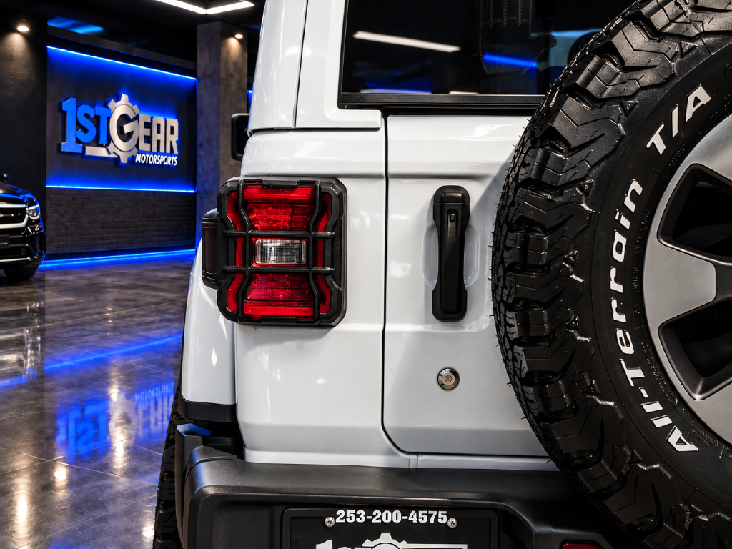 Jeep Wrangler photo 13