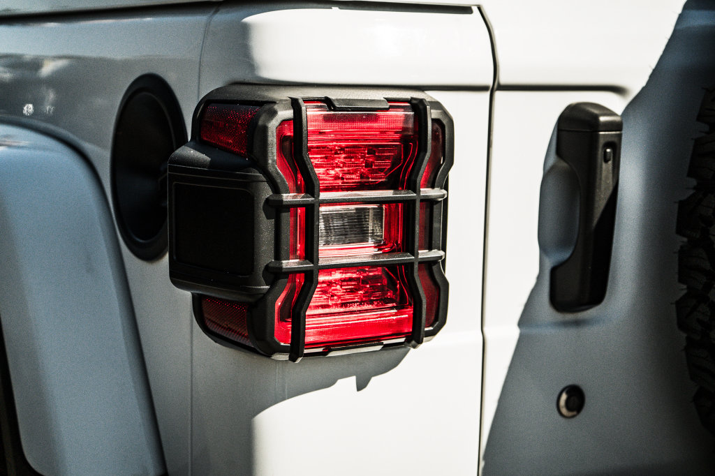 Jeep Wrangler photo 16