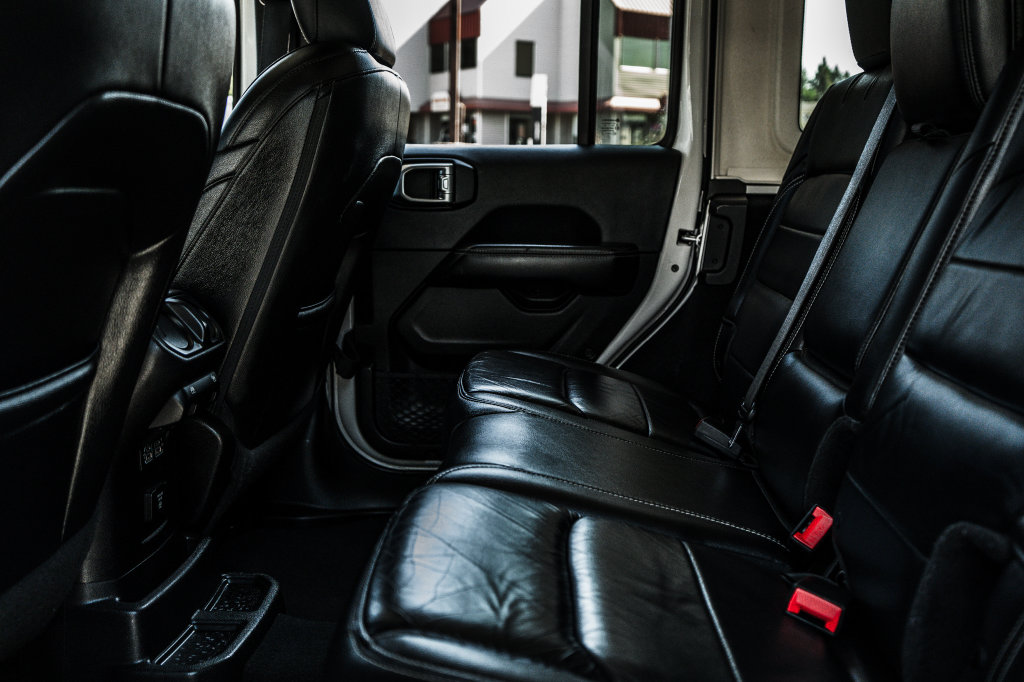 Jeep Wrangler photo 33