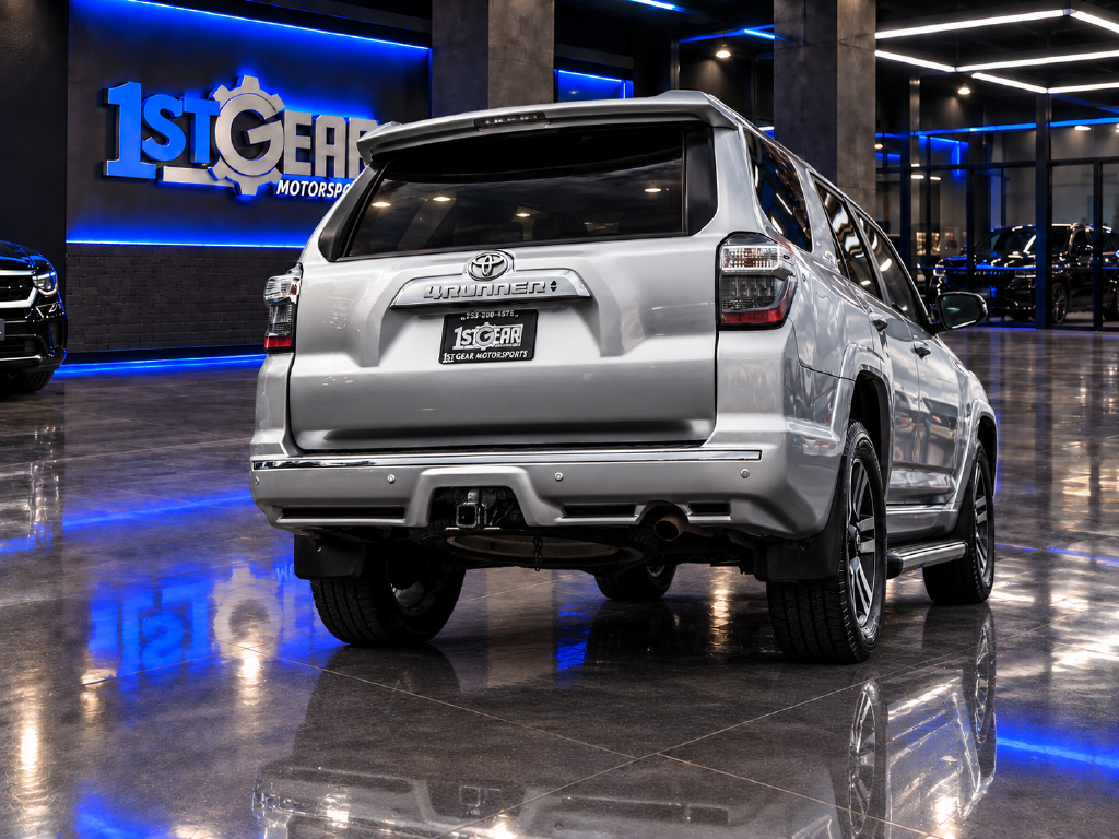 Toyota 4Runner photo 11