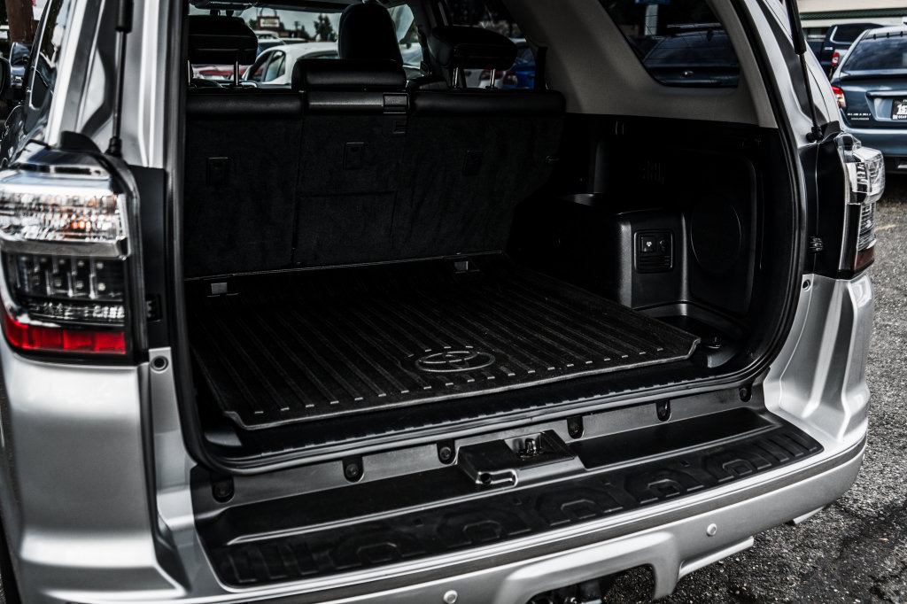 Toyota 4Runner photo 17