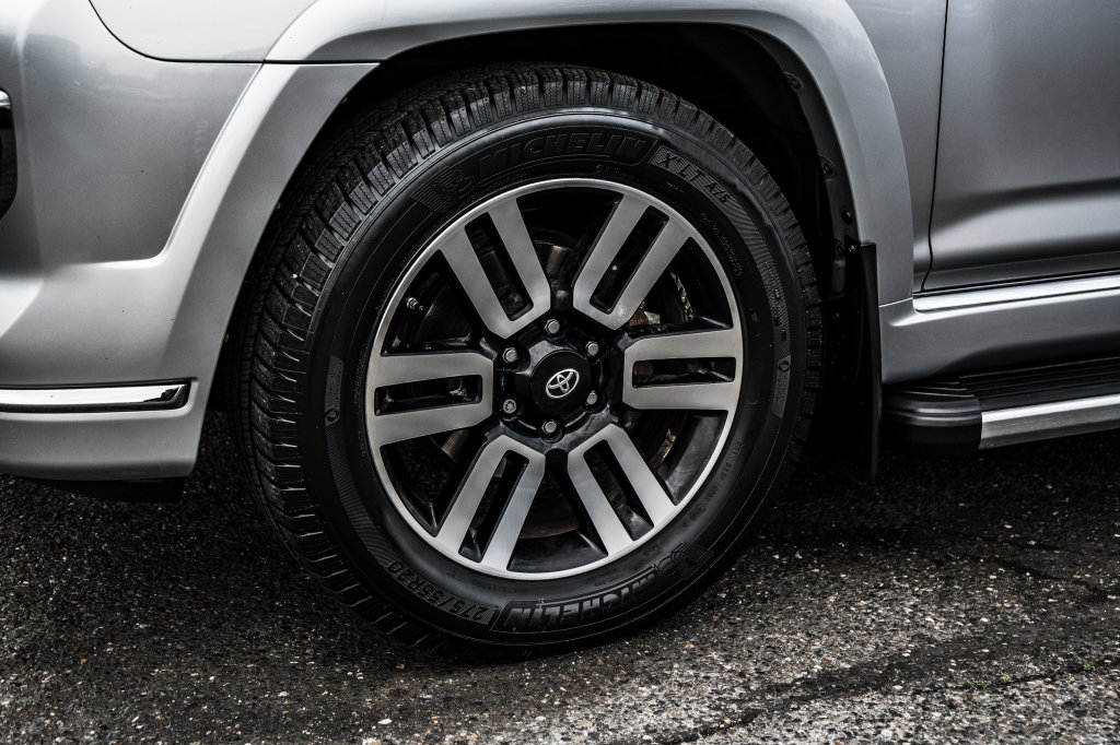Toyota 4Runner photo 19
