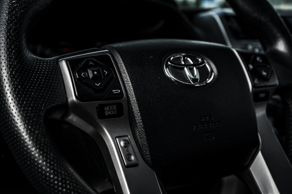 Toyota 4Runner photo 25