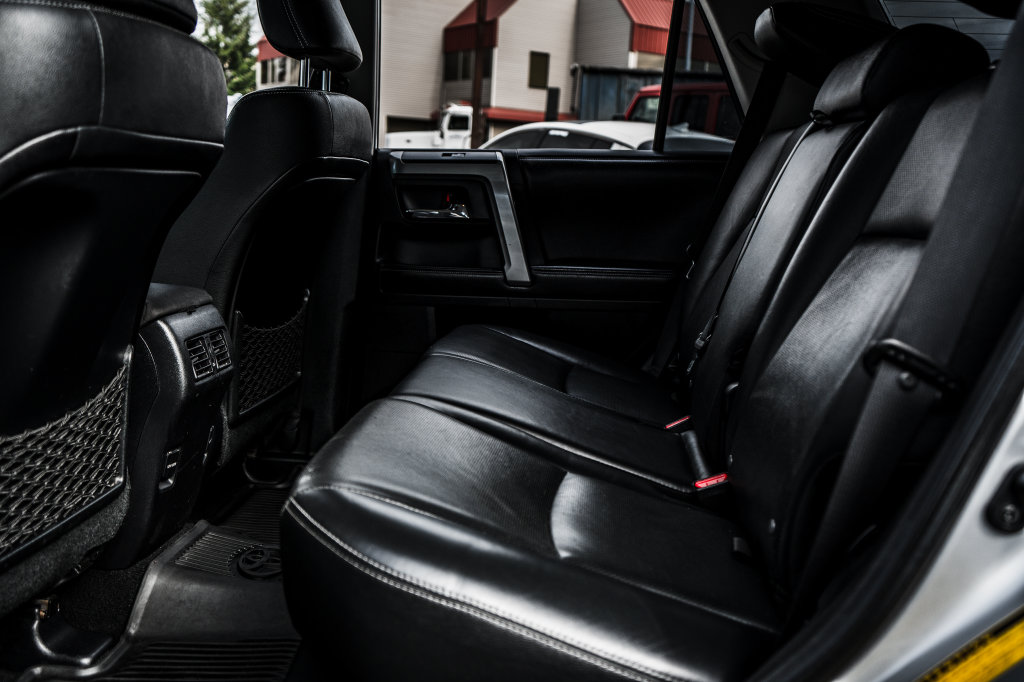 Toyota 4Runner photo 32