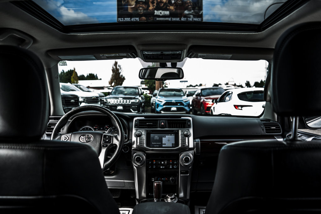 Toyota 4Runner photo 35