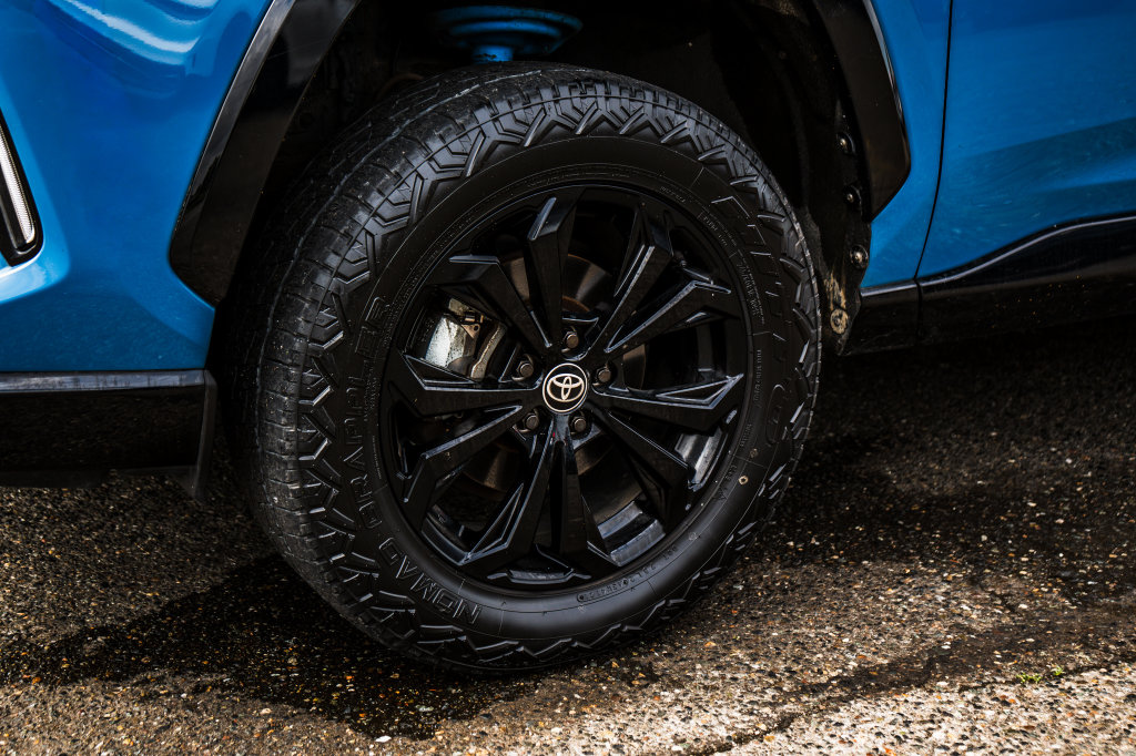 Toyota RAV4 photo 19