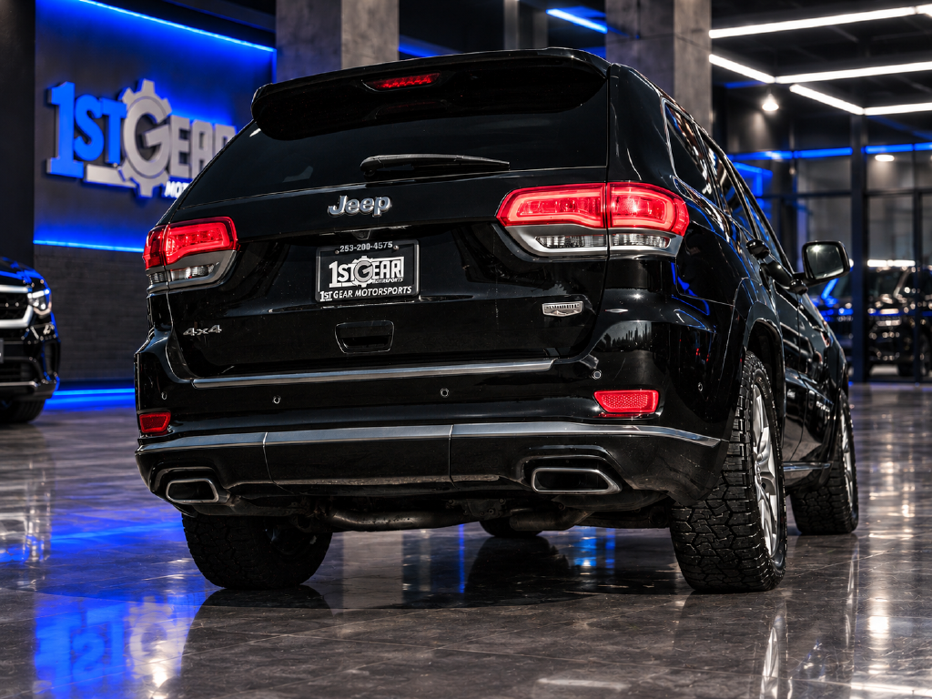 Jeep Grand Cherokee photo 11