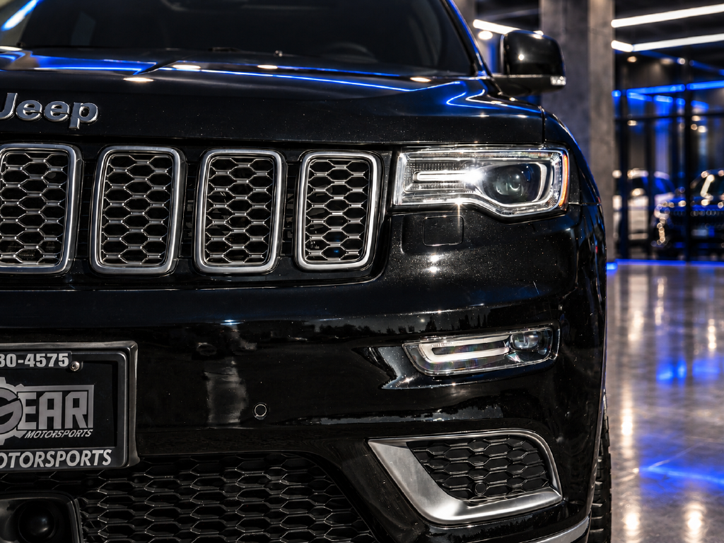 Jeep Grand Cherokee photo 12