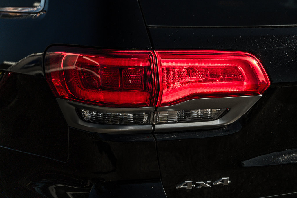Jeep Grand Cherokee photo 17