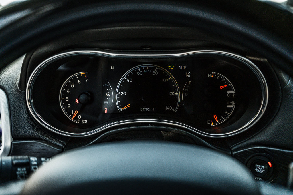 Jeep Grand Cherokee photo 25