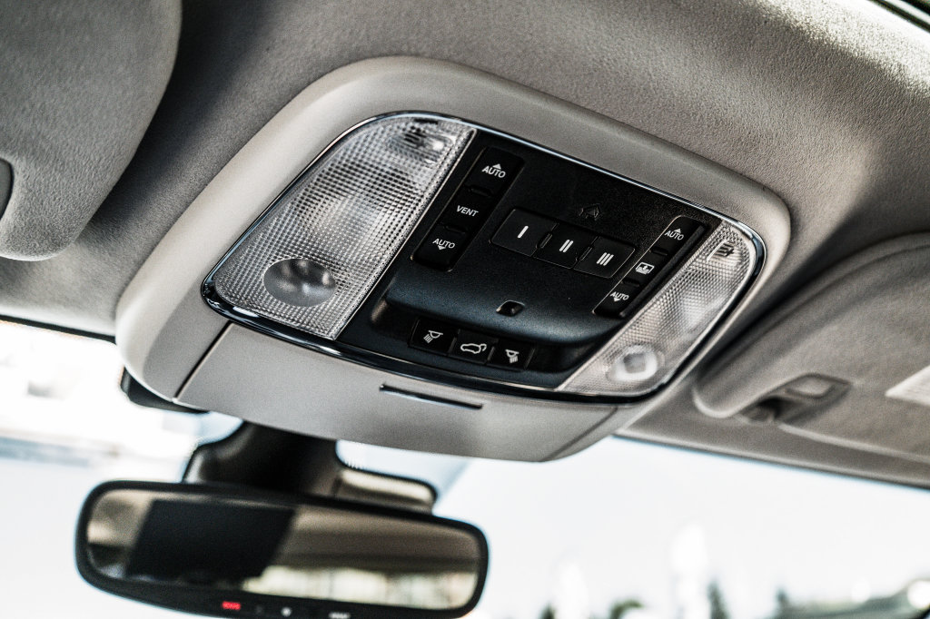 Jeep Grand Cherokee photo 30