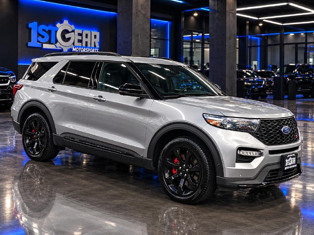 Ford Explorer photo 4