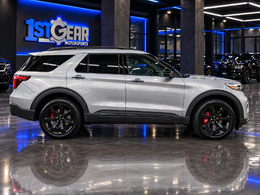 Ford Explorer photo 5
