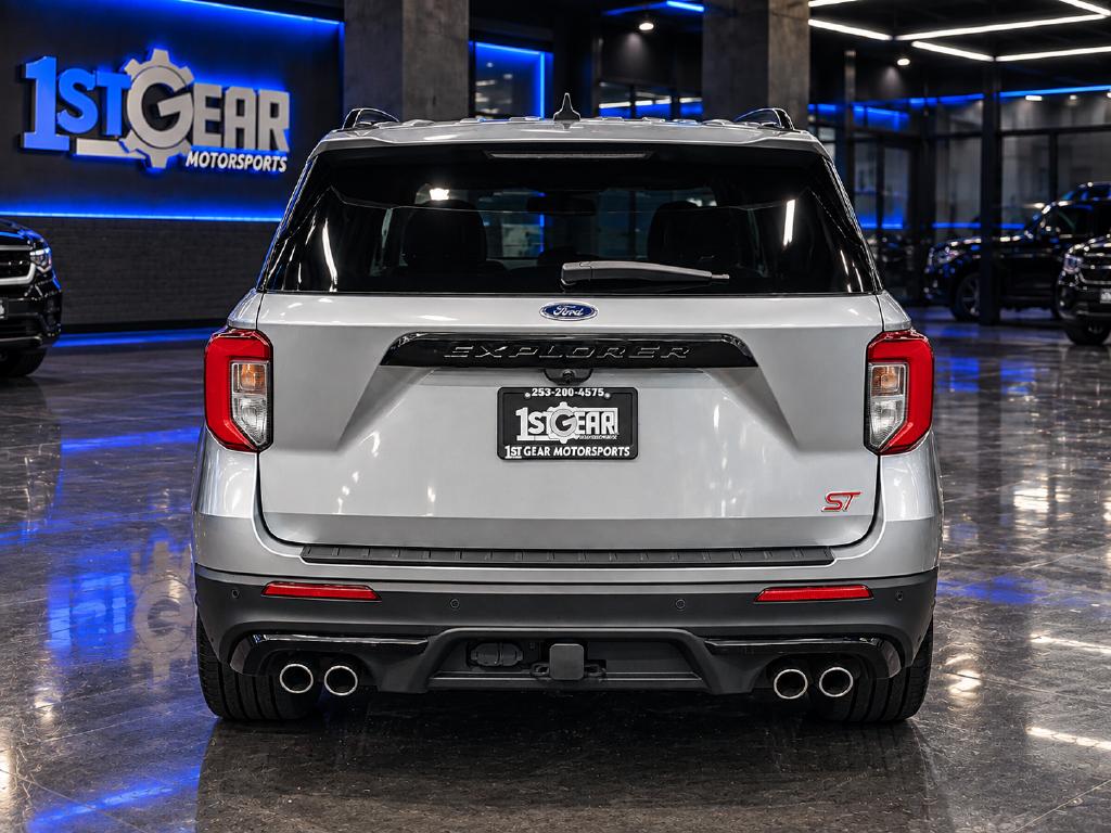 Ford Explorer photo 7