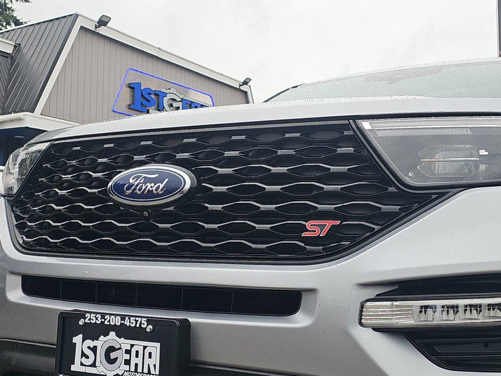 Ford Explorer photo 14