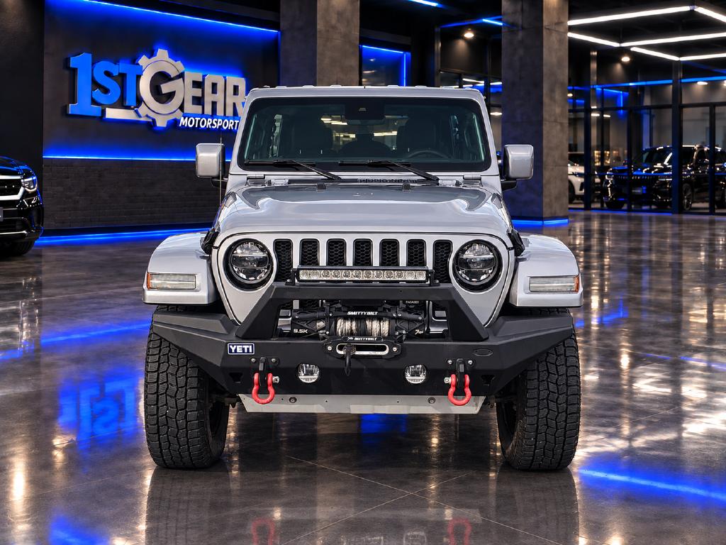 Jeep Wrangler photo 3