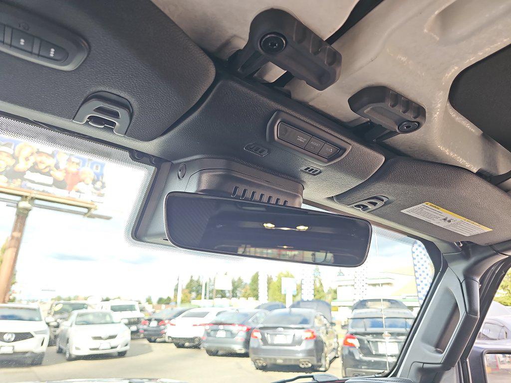 Jeep Wrangler photo 33