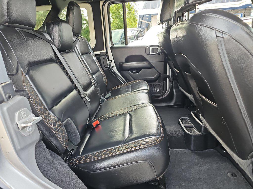 Jeep Wrangler photo 40