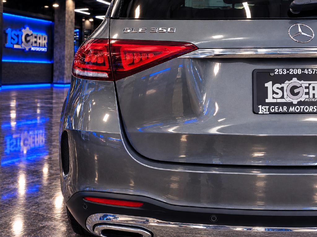 Photo 13 of this Mercedes-Benz GLE 350