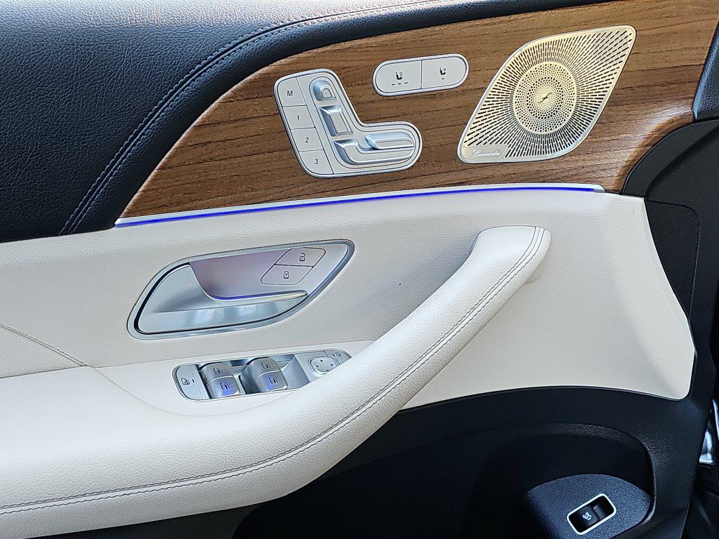 Photo 20 of this Mercedes-Benz GLE 350