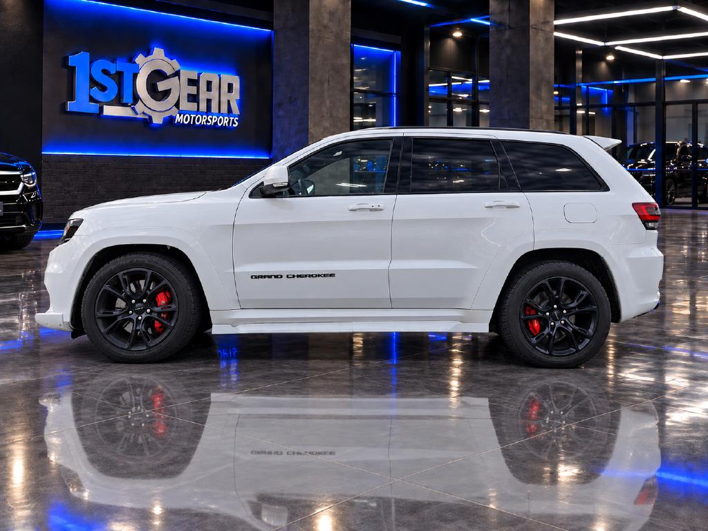 Jeep Grand Cherokee photo 9