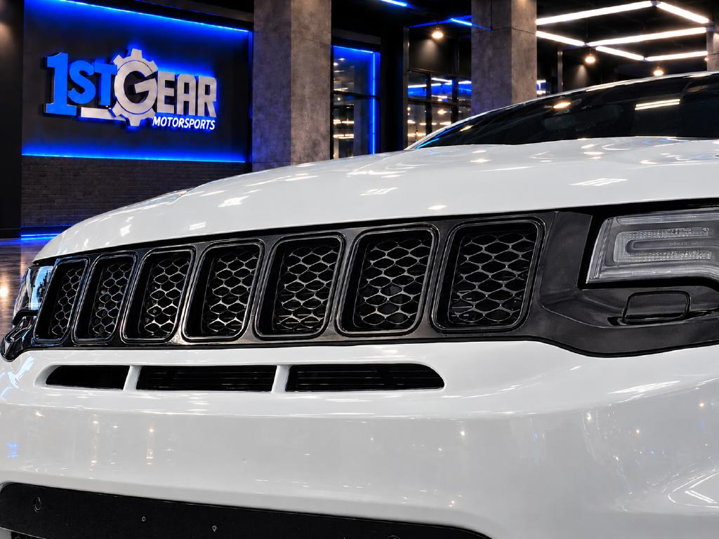 Jeep Grand Cherokee photo 14