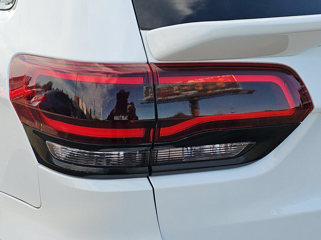 Jeep Grand Cherokee photo 18