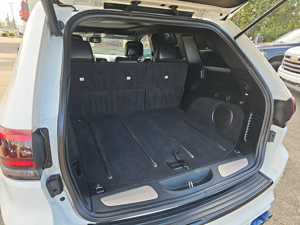 Jeep Grand Cherokee photo 19