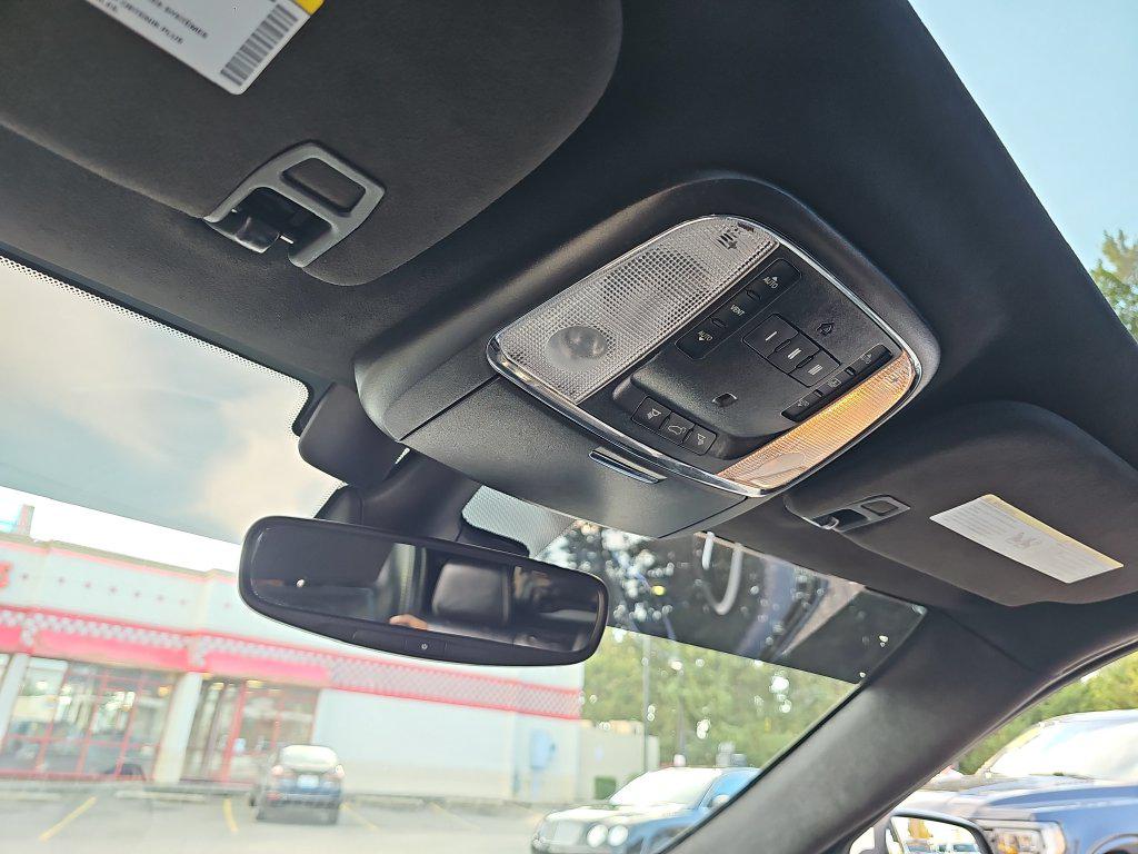 Jeep Grand Cherokee photo 32