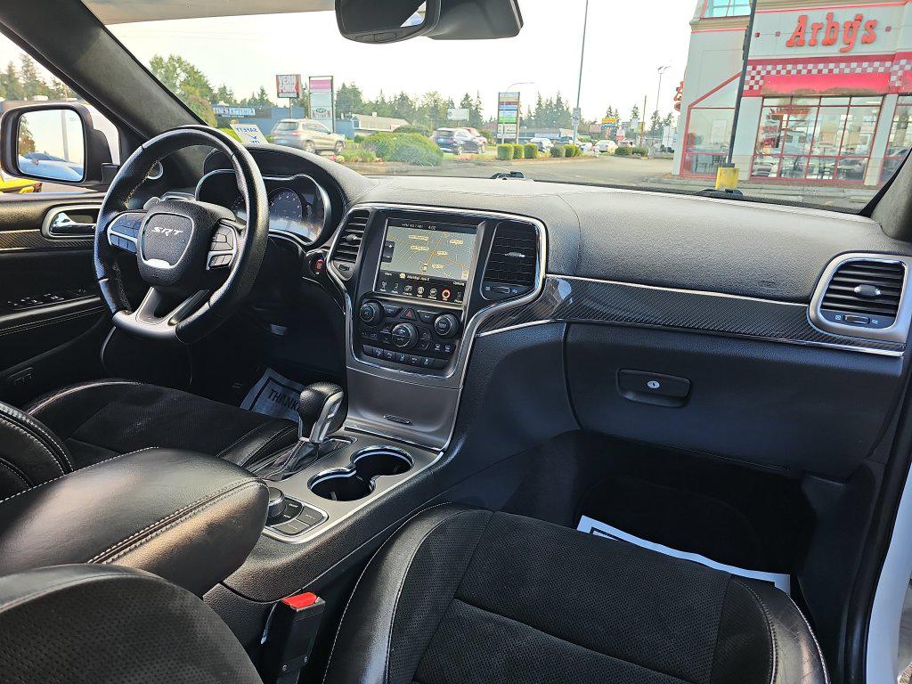 Jeep Grand Cherokee photo 40