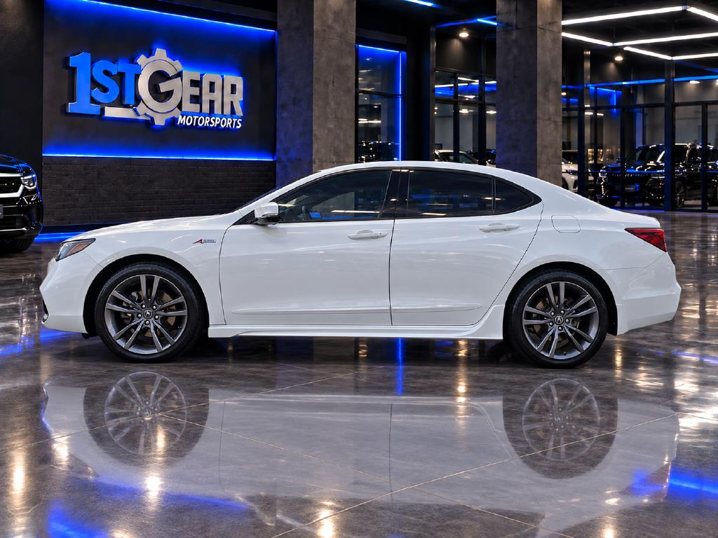Acura TLX photo 9