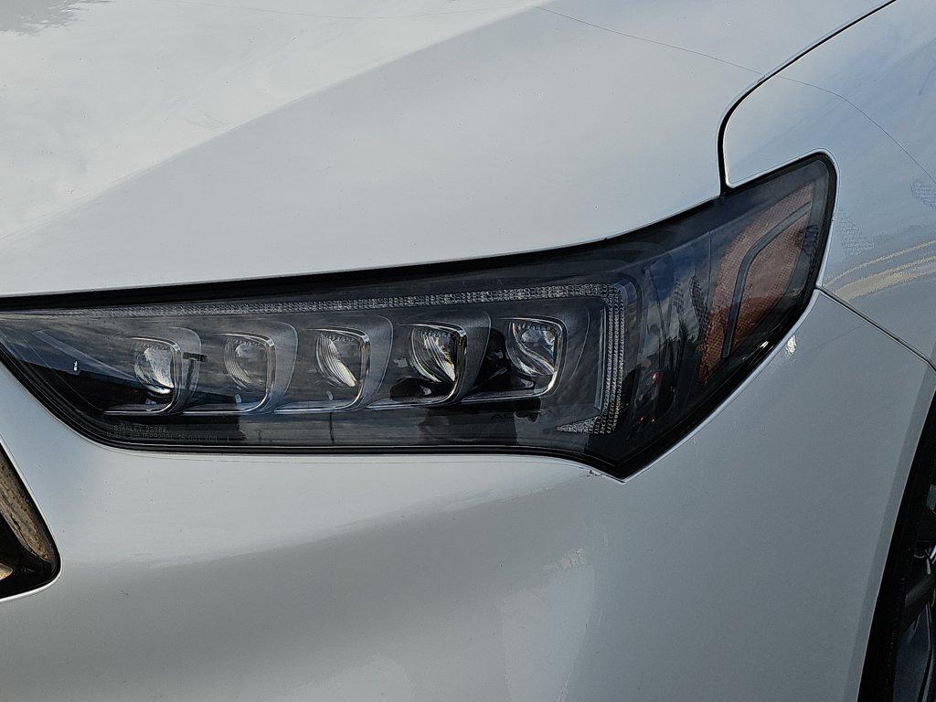 Acura TLX photo 16