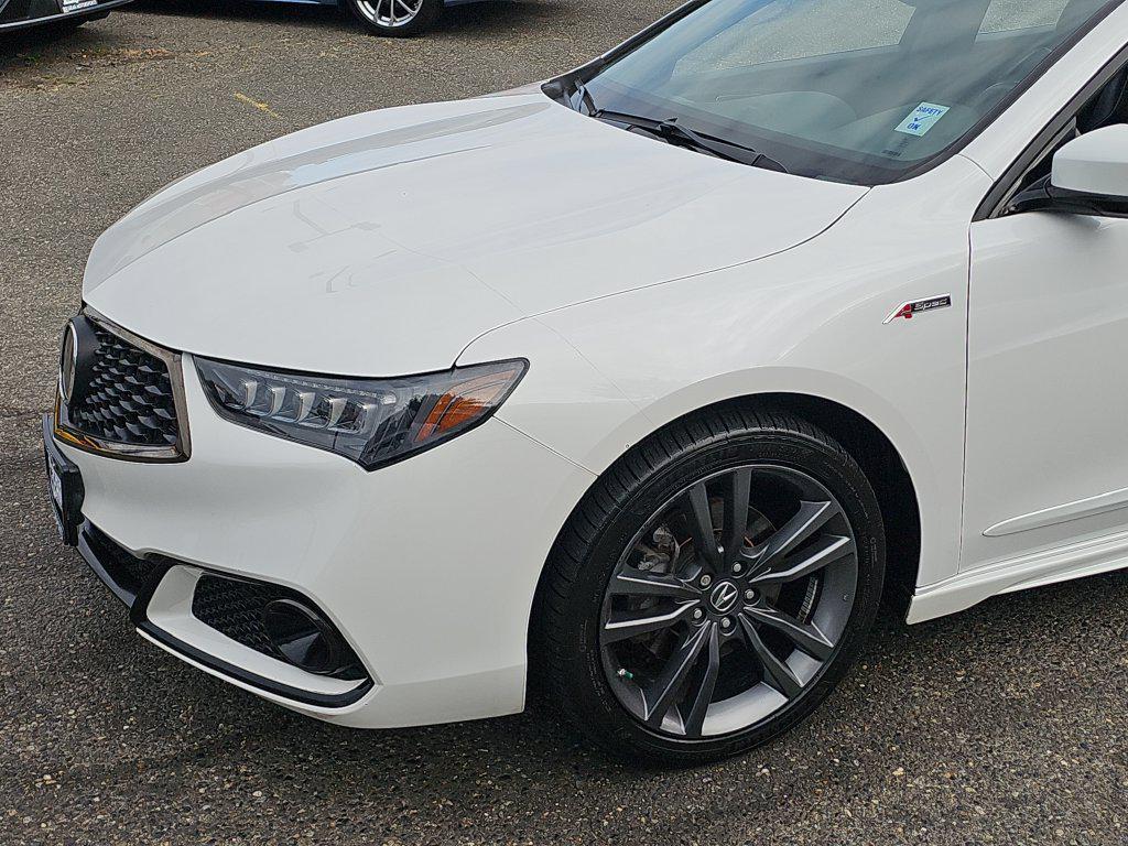 Acura TLX photo 20