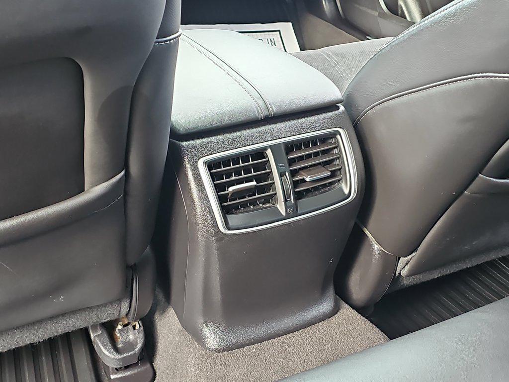 Acura TLX photo 35