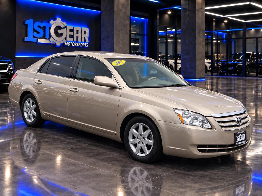 Toyota Avalon photo 4