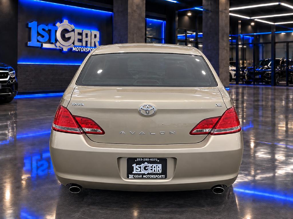 Toyota Avalon photo 7